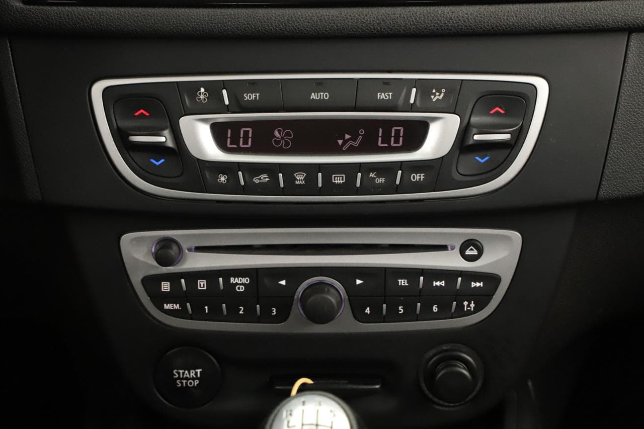 2011 Renault MEGANE - 17