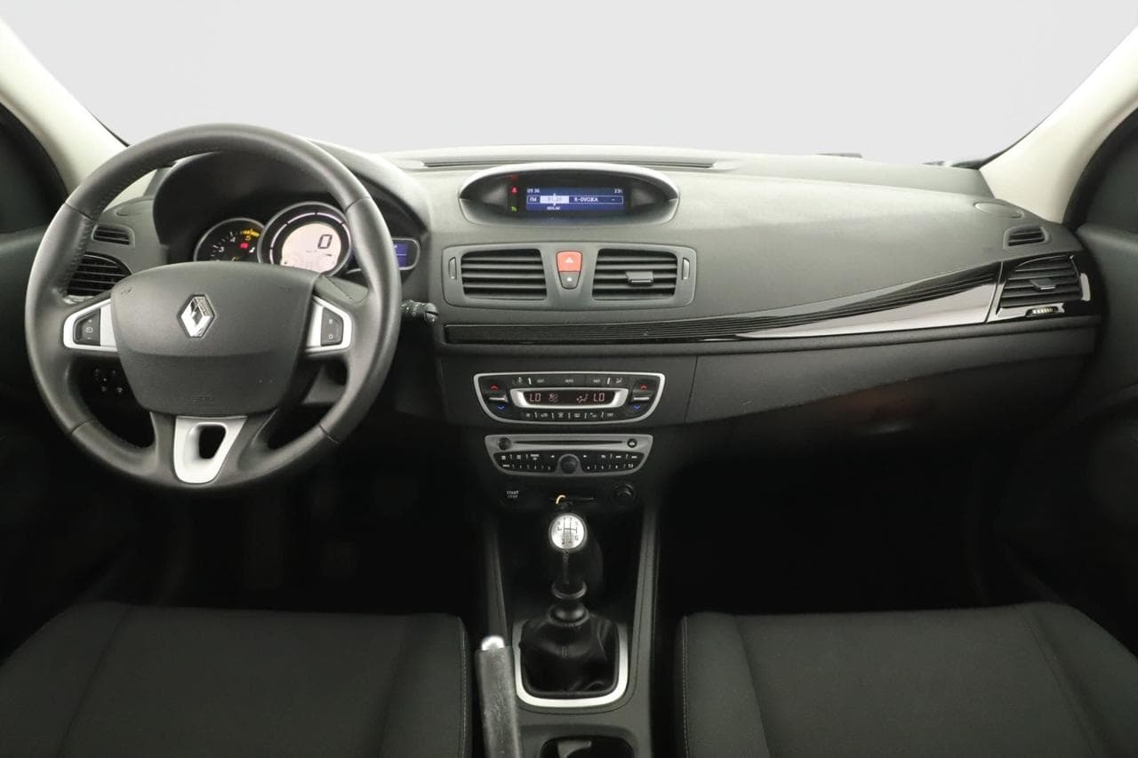 2011 Renault MEGANE - 9