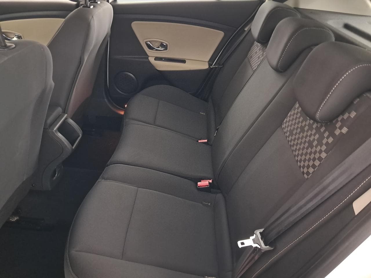 2012 Renault MEGANE - 15