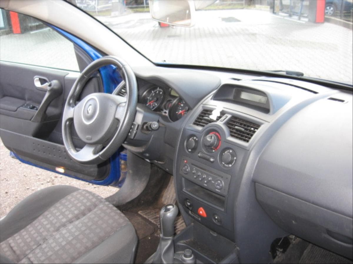 2006 Renault MEGANE - 12