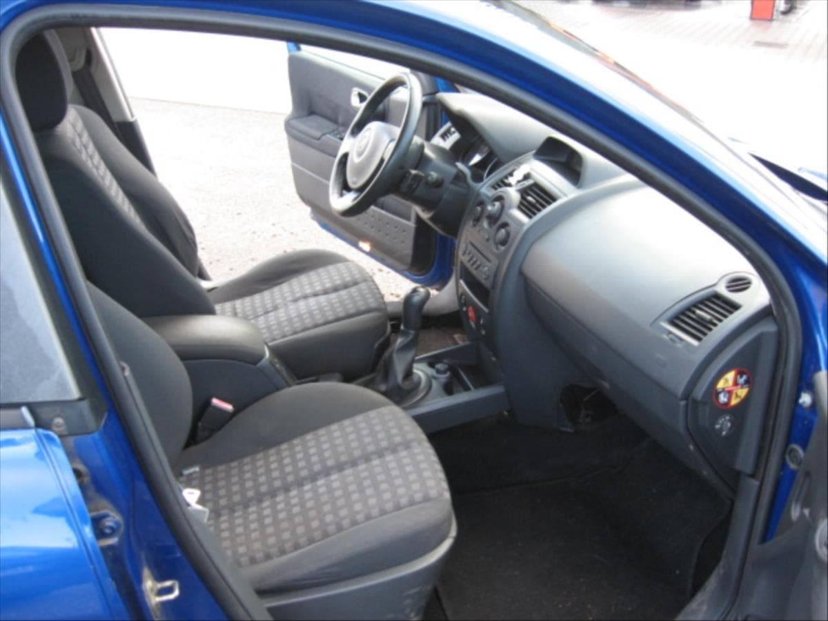 2006 Renault MEGANE - 9