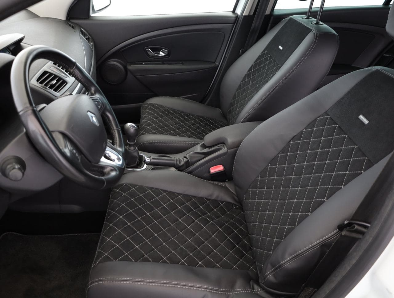 2016 Renault MEGANE - 13