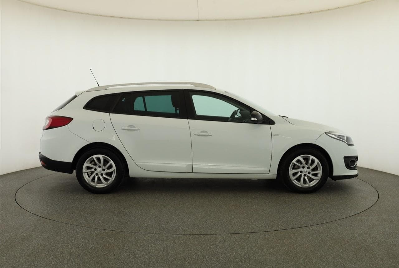 2016 Renault MEGANE - 8