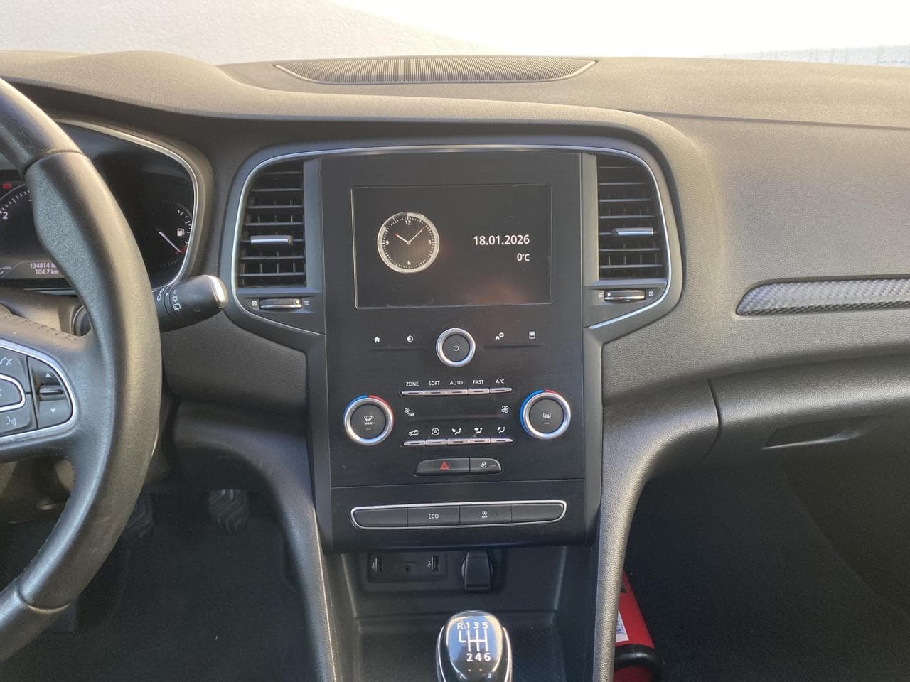 2020 Renault Megane - 12