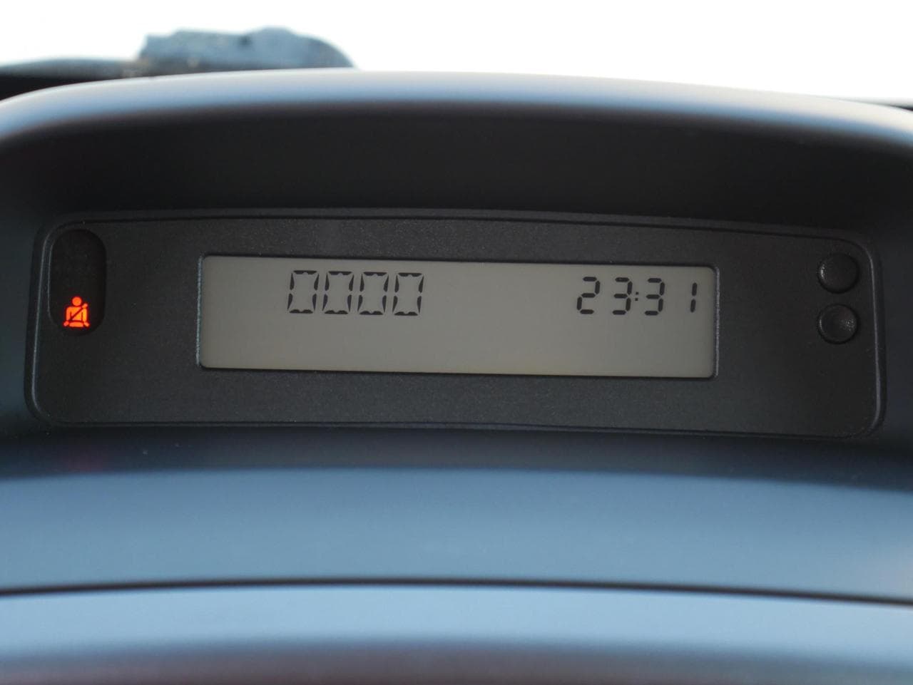 2007 Renault MEGANE - 12