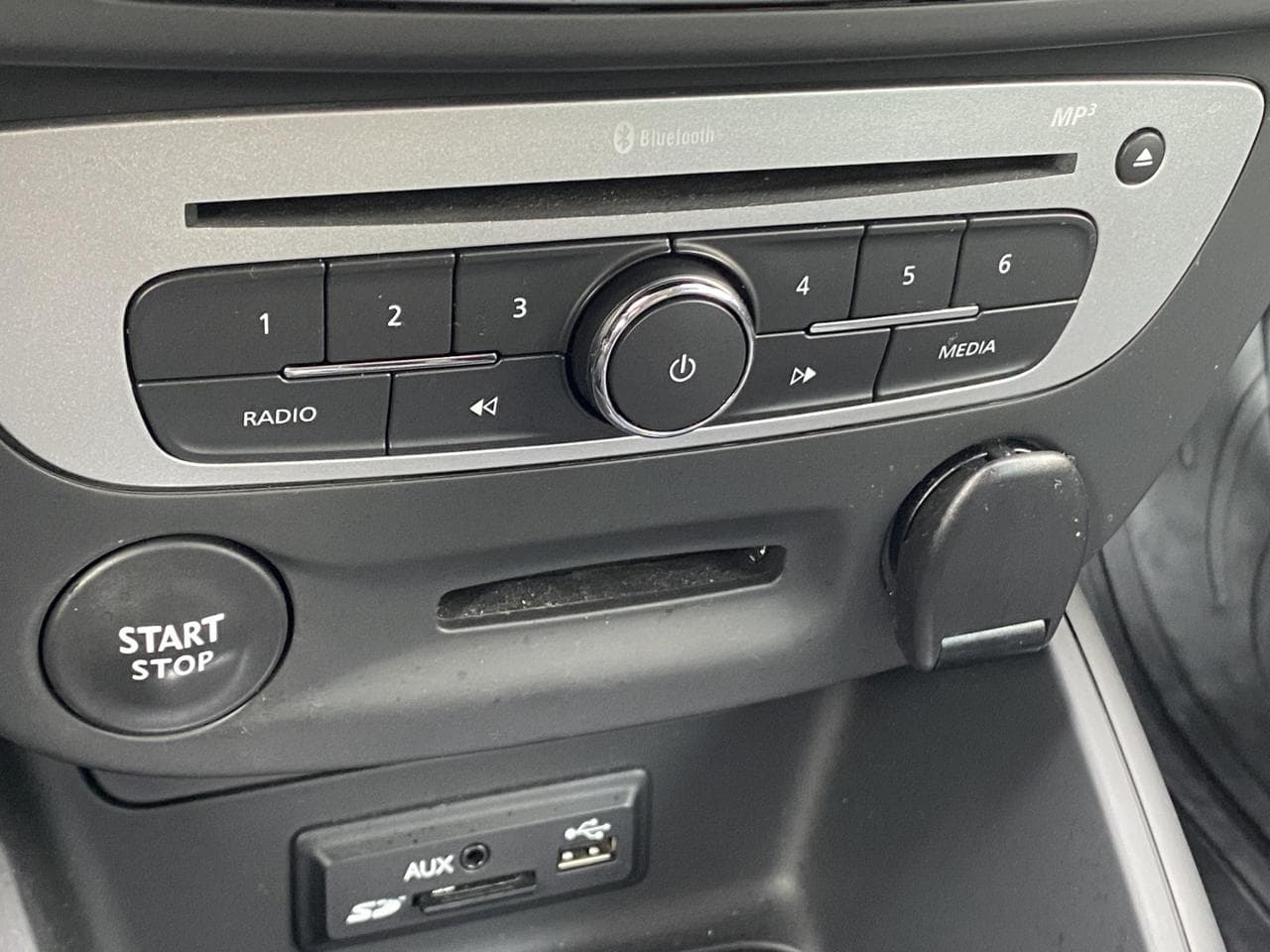 2014 Renault MEGANE - 17