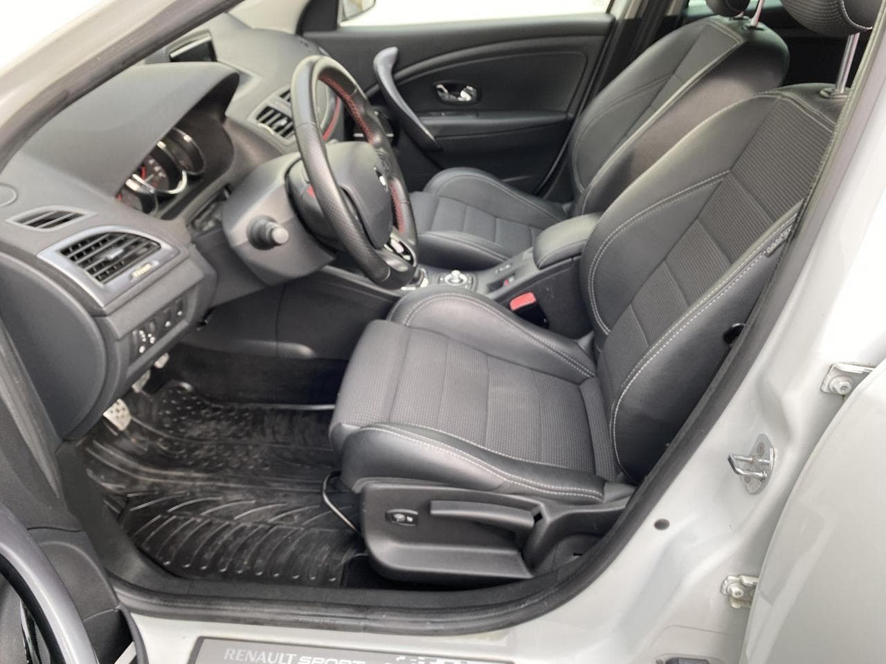 2014 Renault MEGANE - 9
