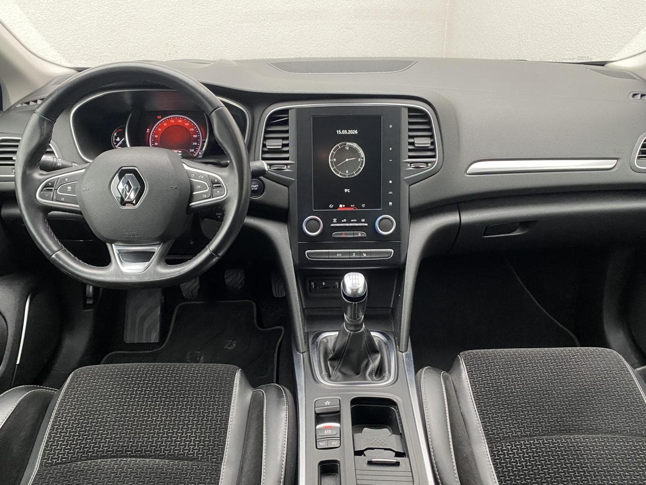 2017 Renault MEGANE - 8