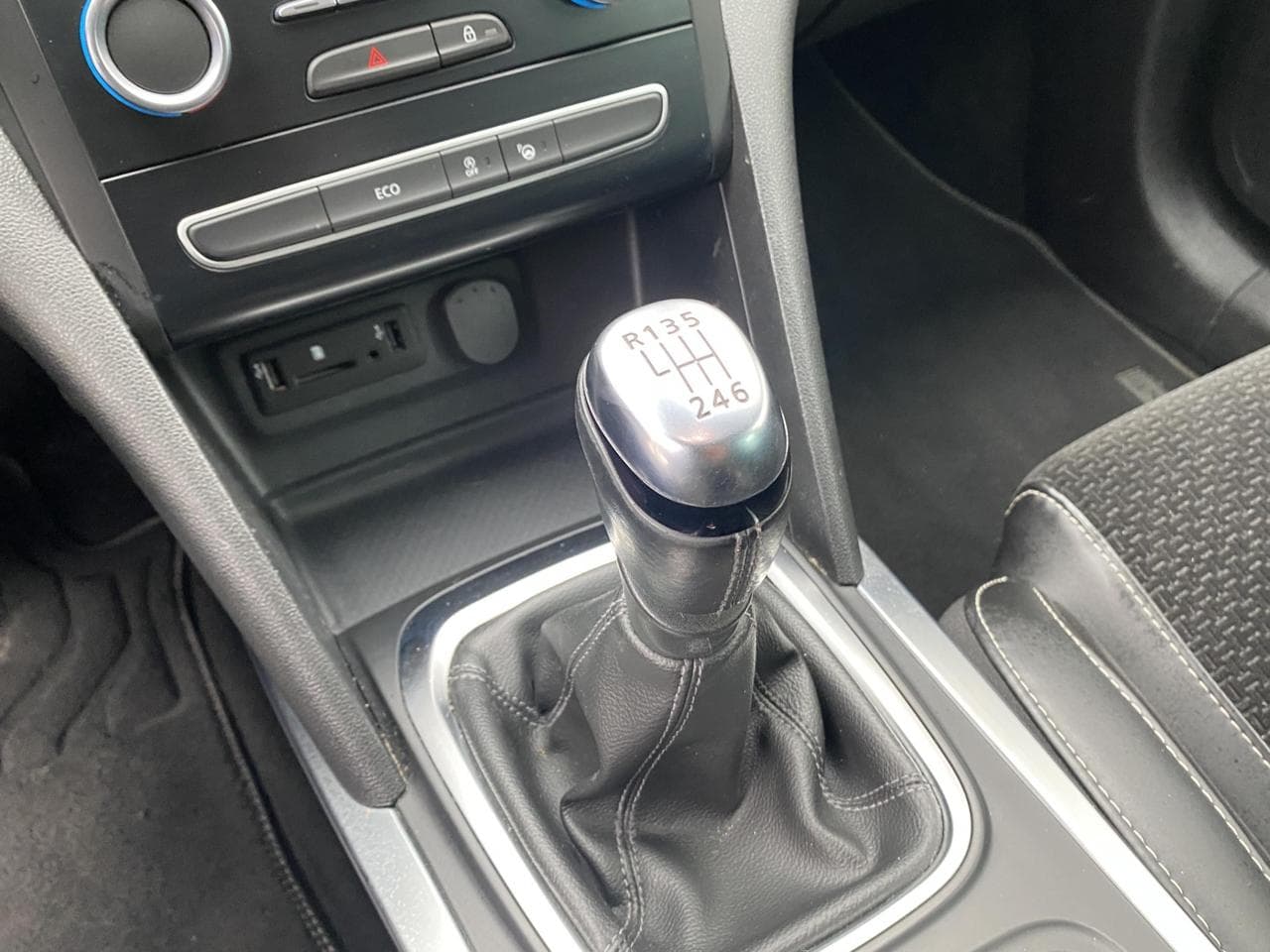 2017 Renault MEGANE - 15