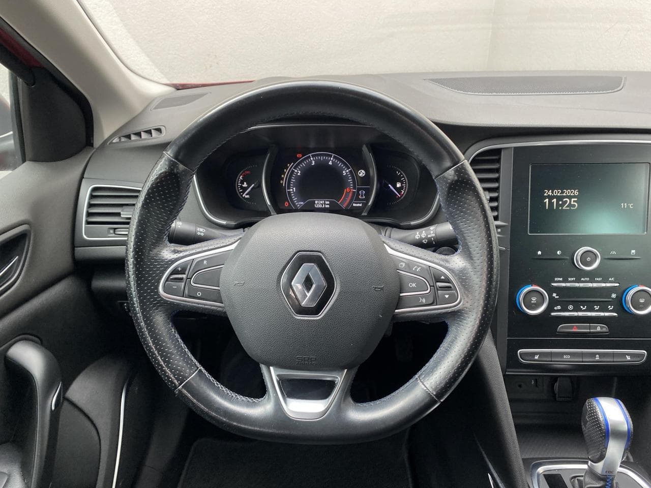 2018 Renault MEGANE - 11