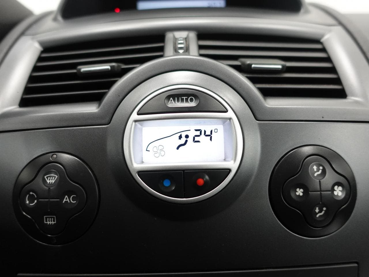 2006 Renault Megane - 19