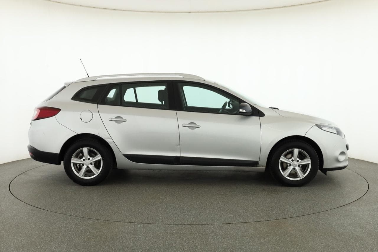 2011 Renault Megane - 8