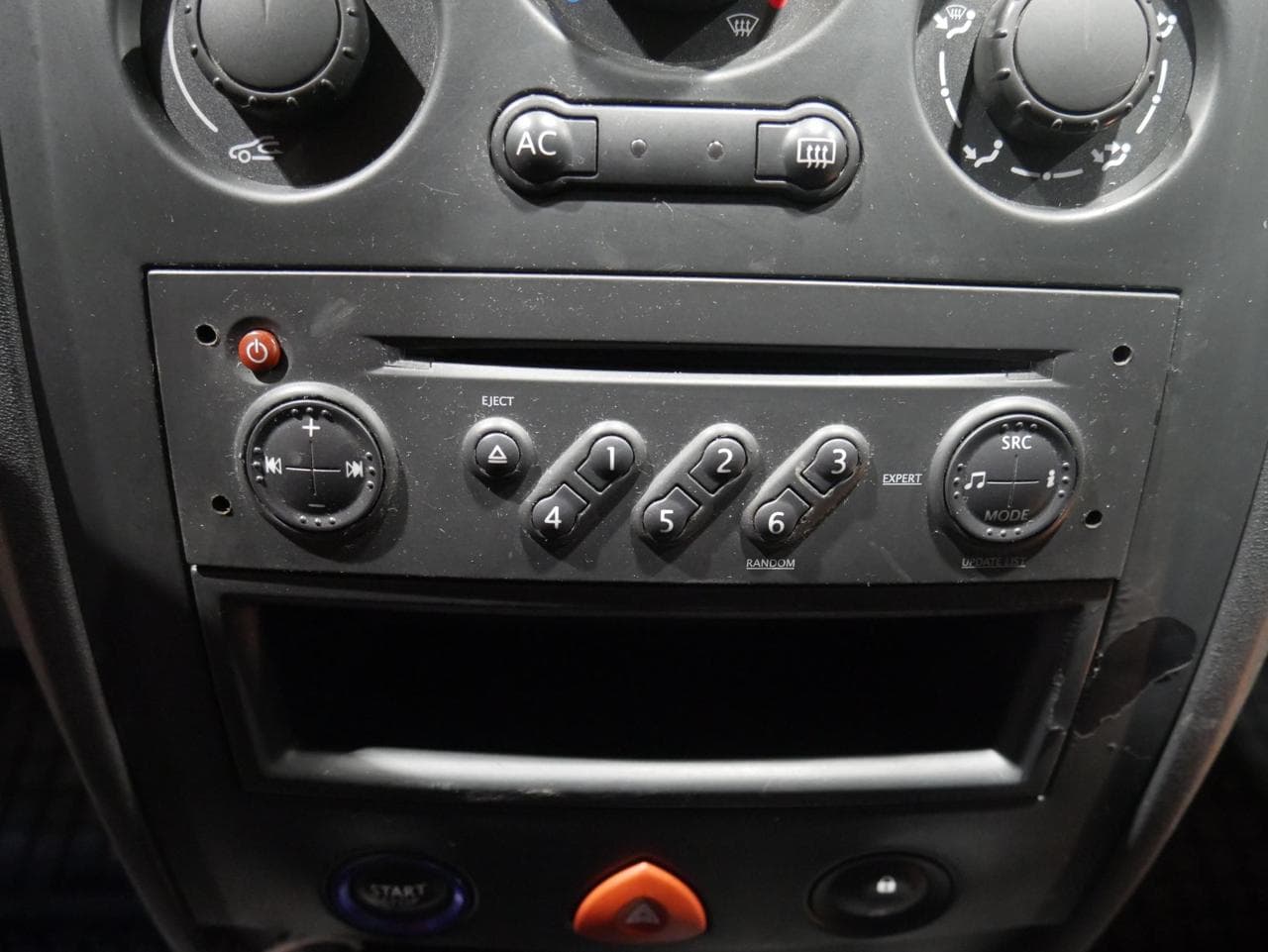 2006 Renault Megane - 13