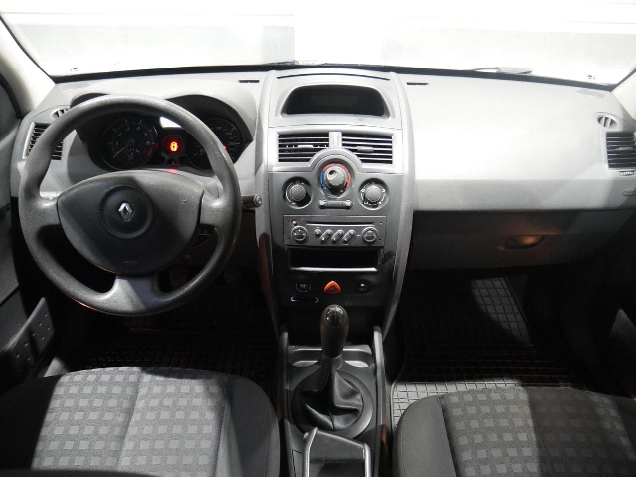 2006 Renault Megane - 8