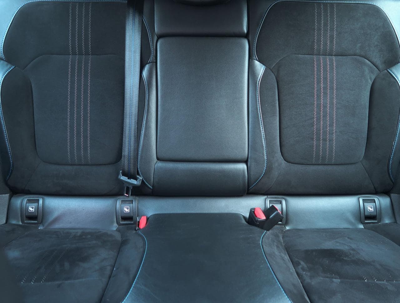 2016 Renault Megane - 14