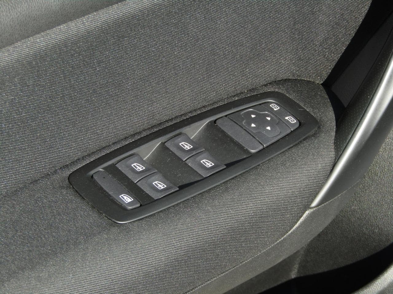 2018 Renault Megane - 21