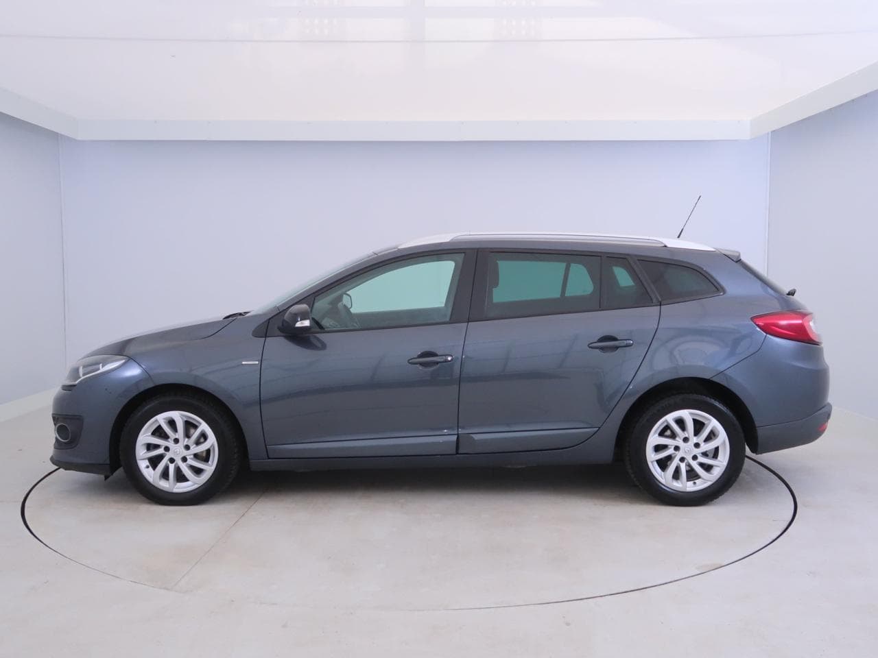 2016 Renault Megane - 4