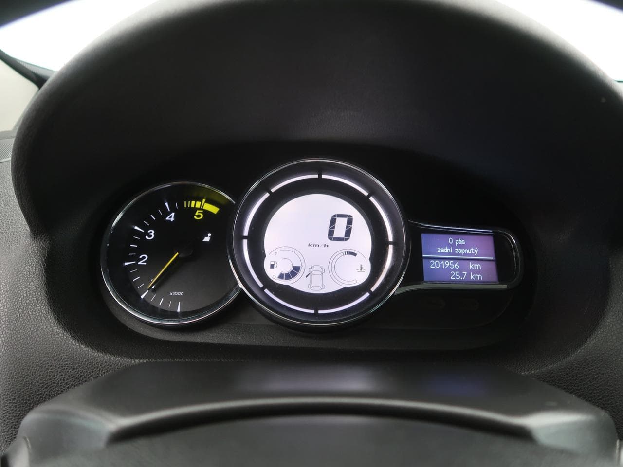 2016 Renault Megane - 17