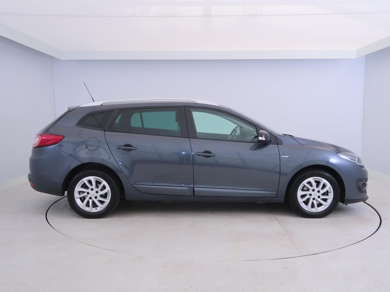 2016 Renault Megane - 8