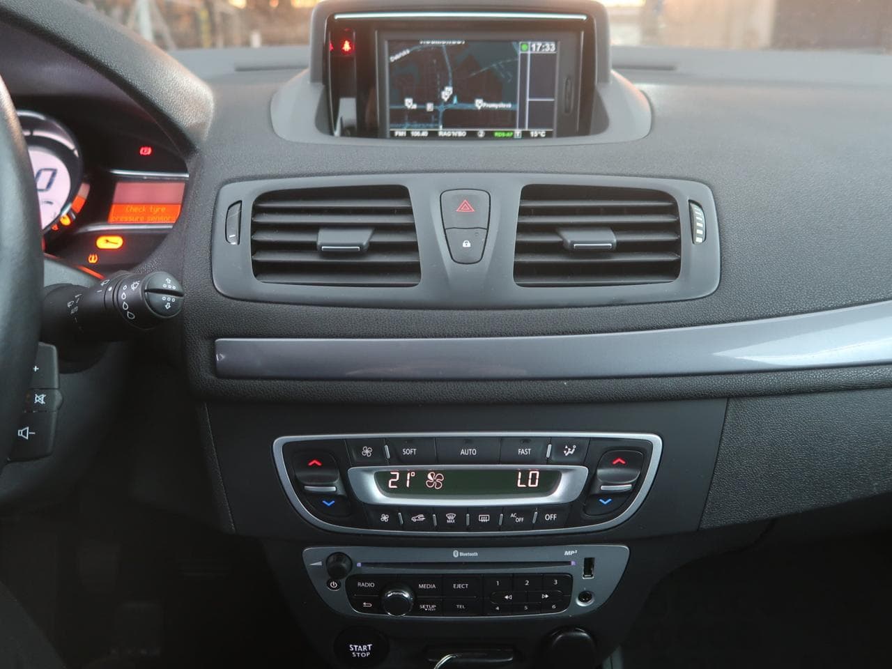 2016 Renault MEGANE - 18