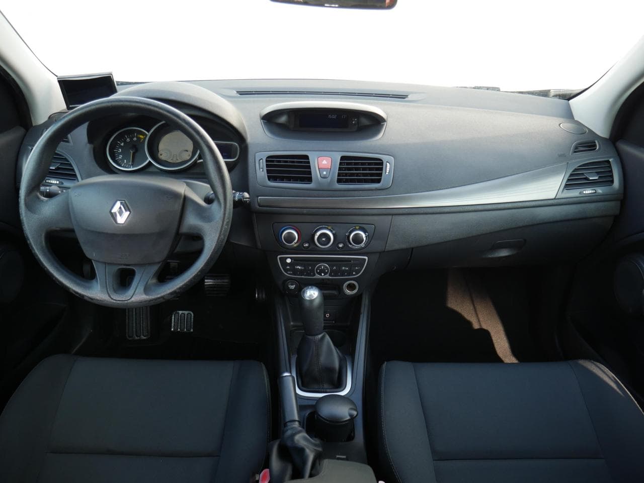 2010 Renault MEGANE - 8