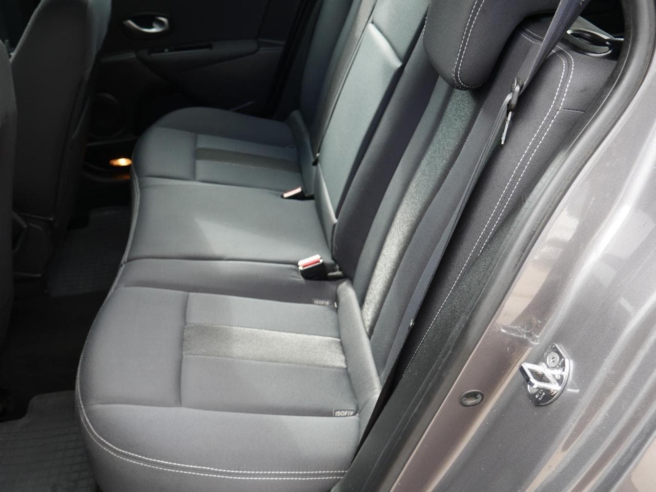 2011 Renault MEGANE - 10
