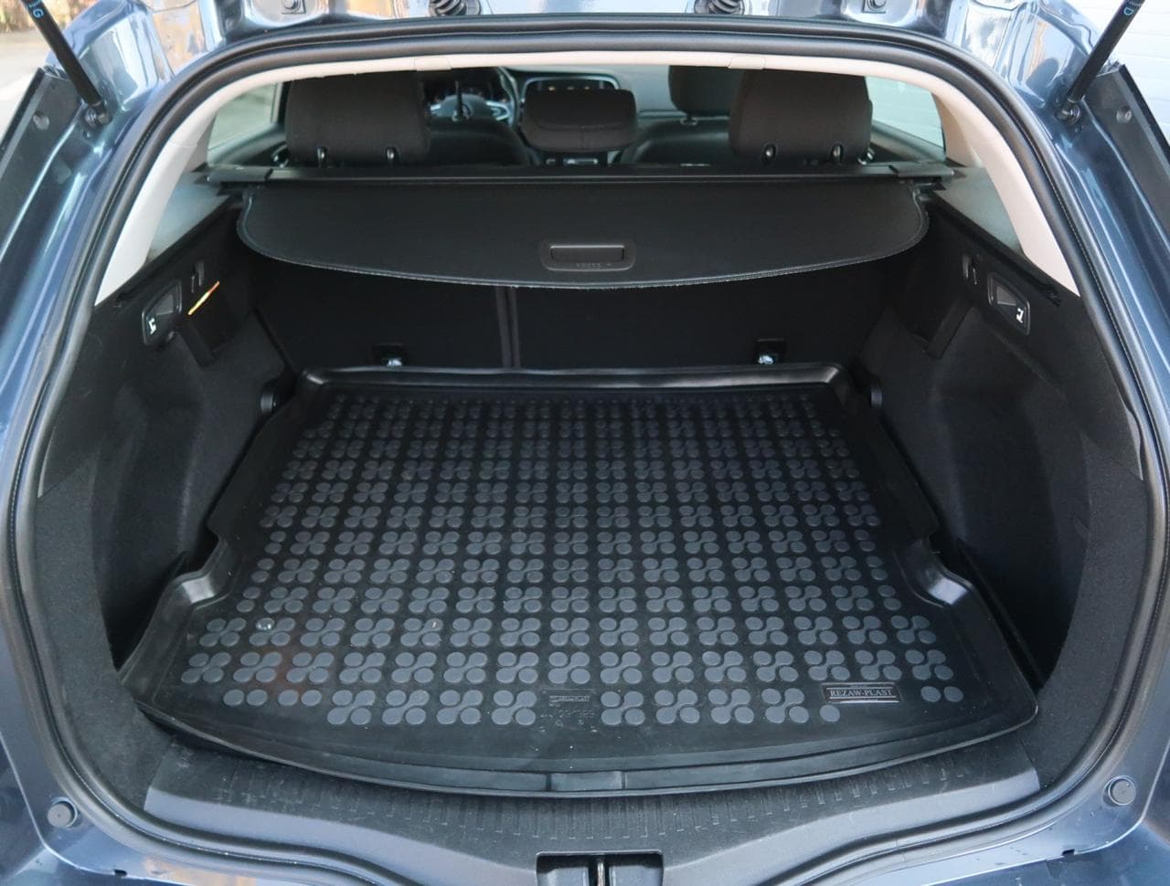 2018 Renault MEGANE - 20