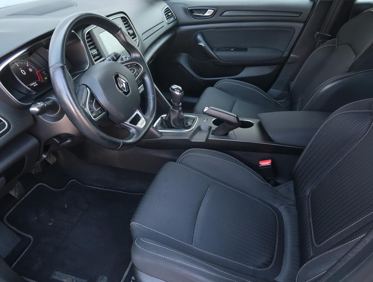 2018 Renault MEGANE - 16
