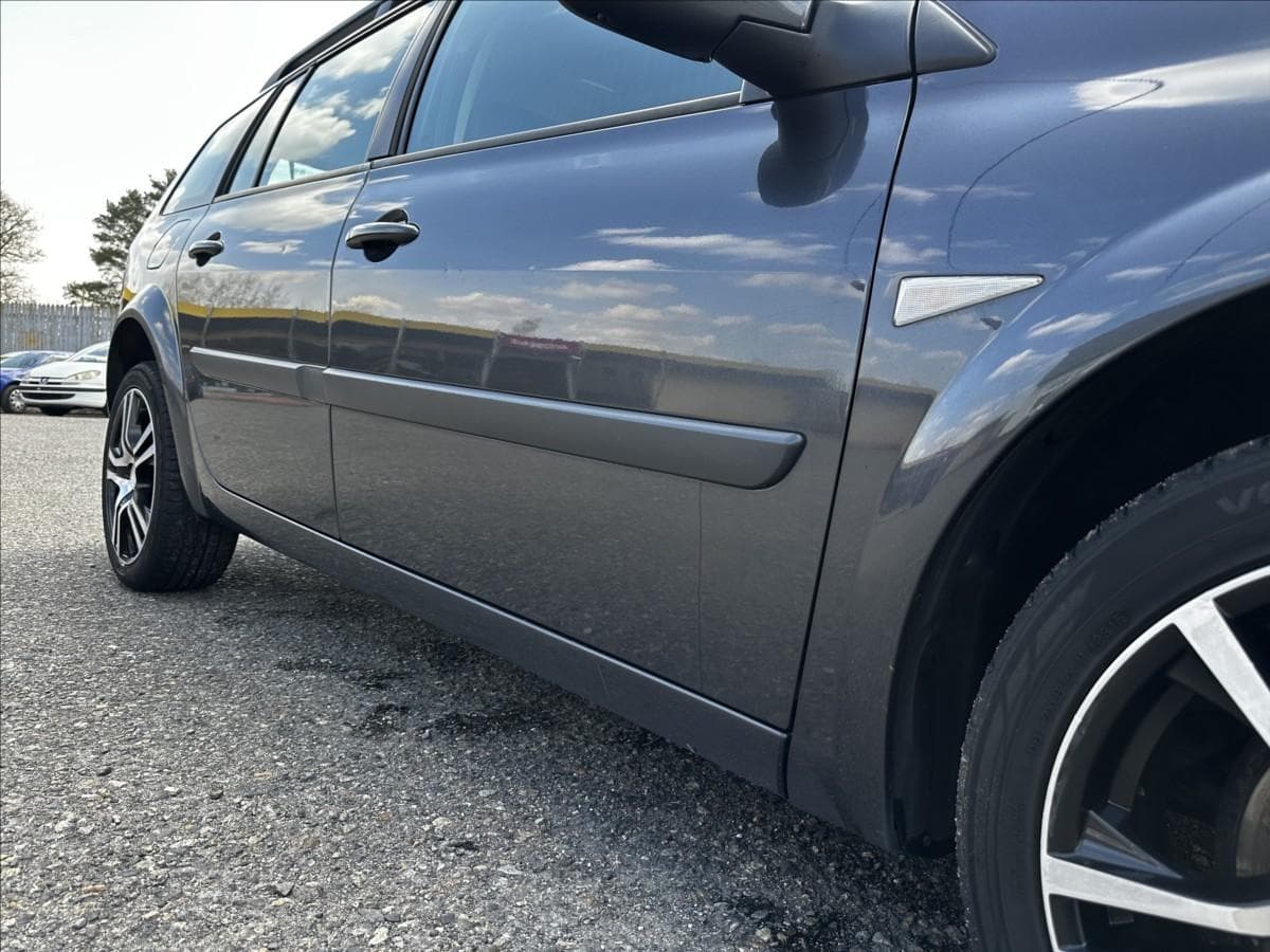 2007 Renault Megane - 21