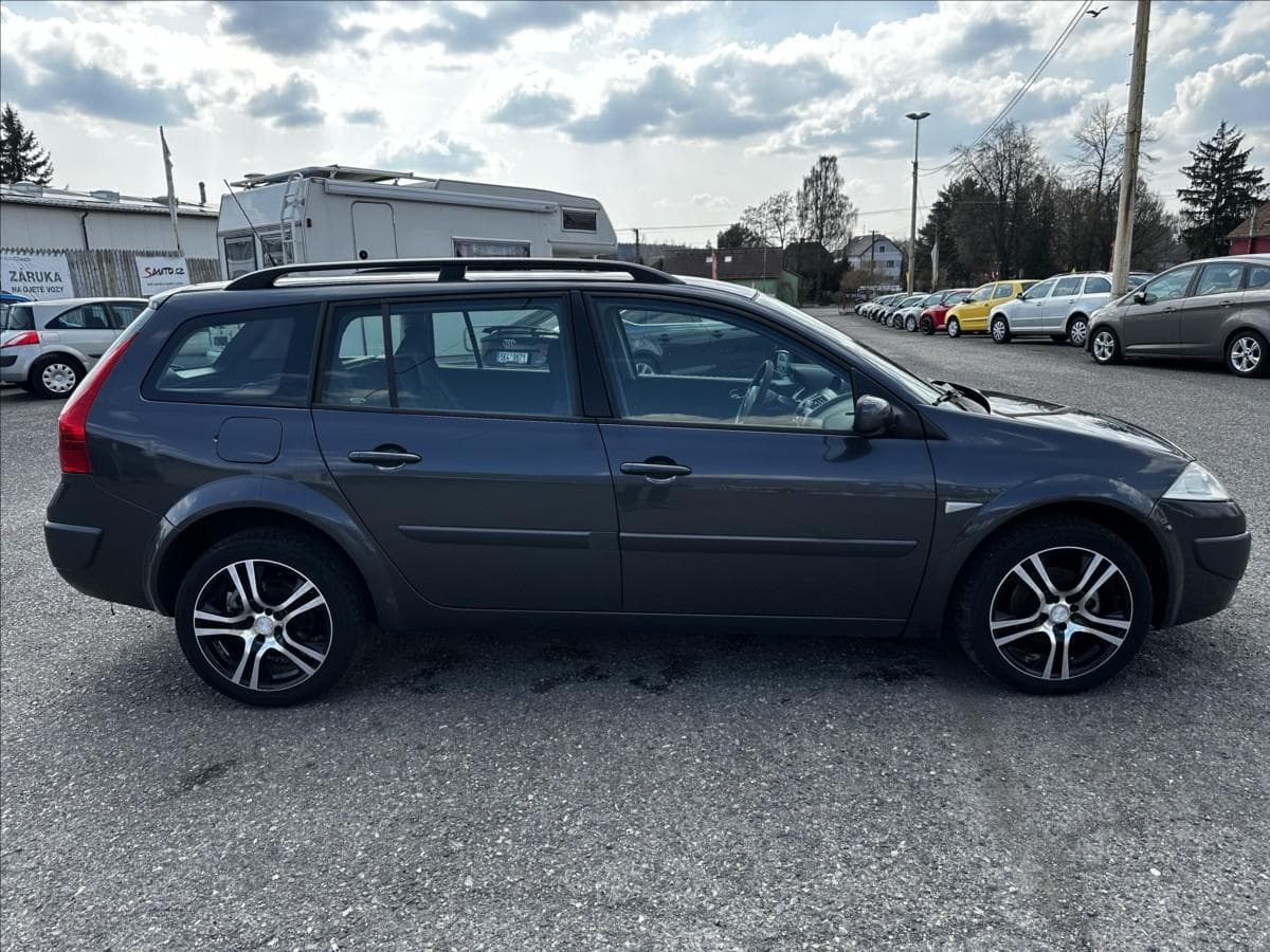 2007 Renault Megane - 11