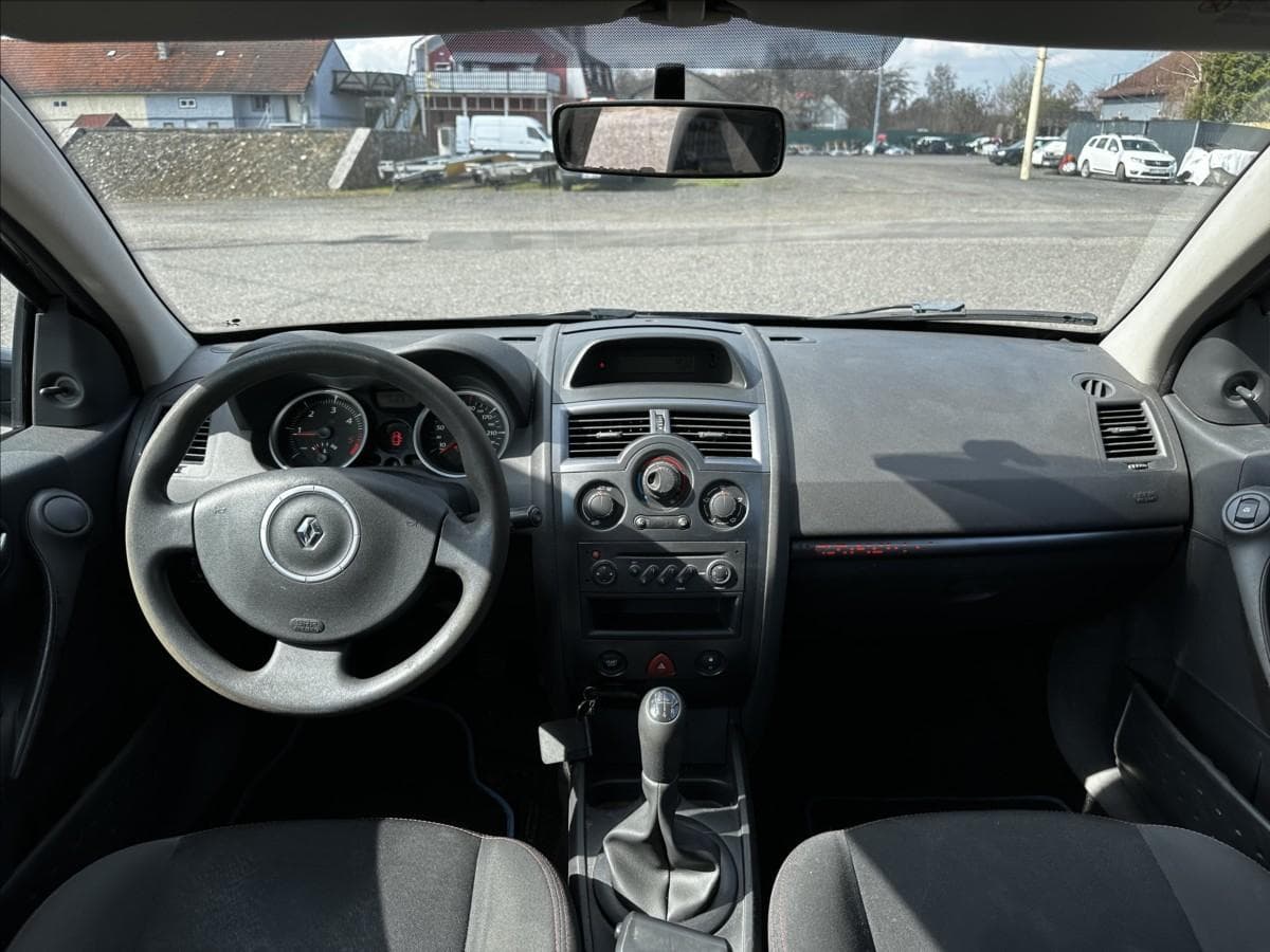 2007 Renault Megane - 31