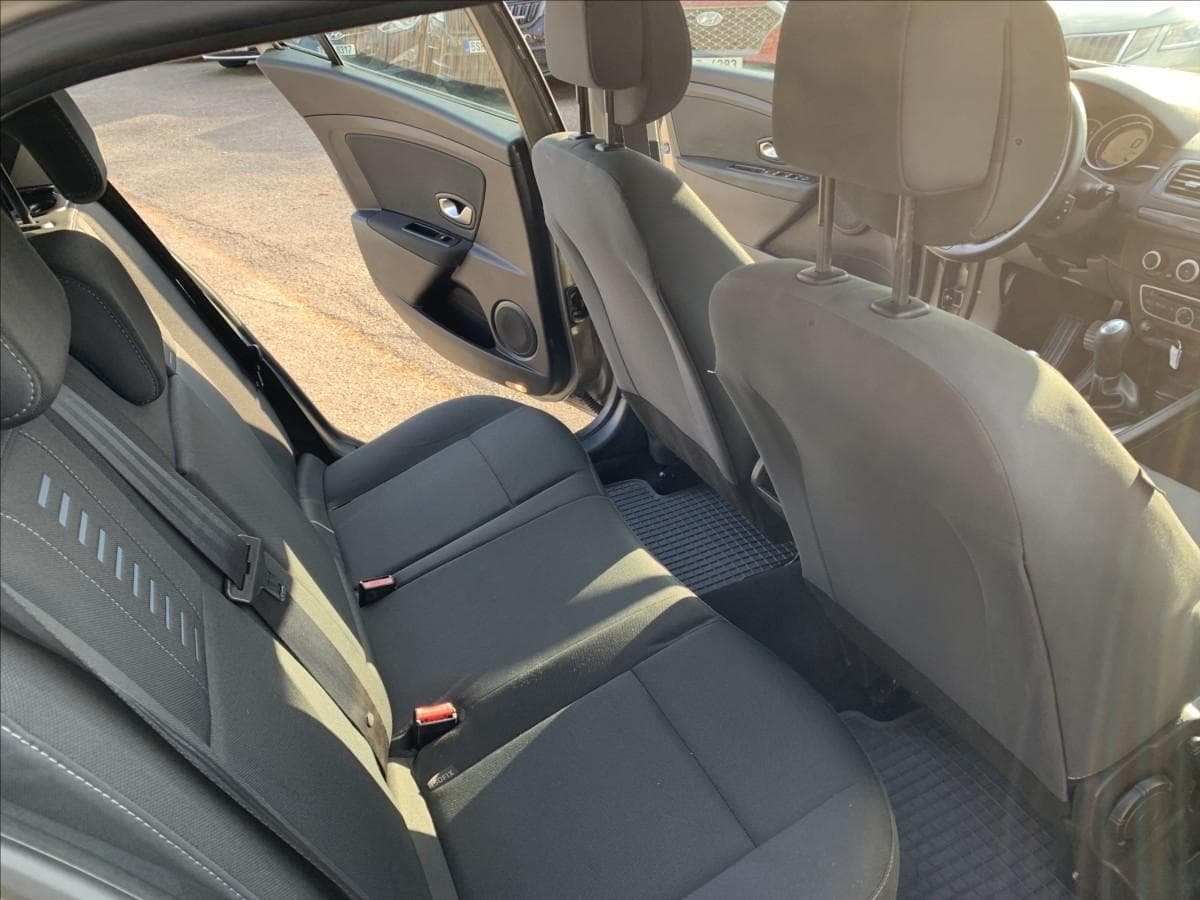 2010 Renault Megane - 27