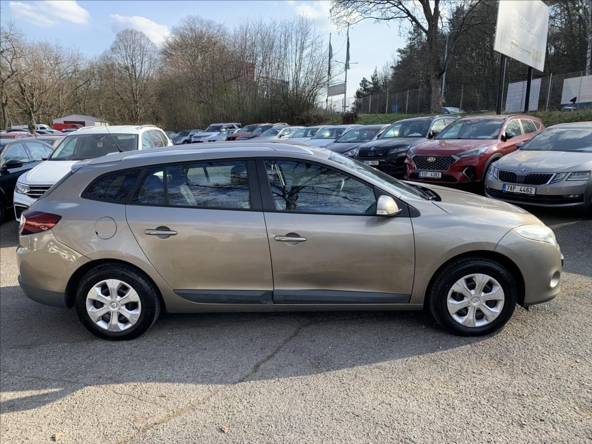 2010 Renault Megane - 7