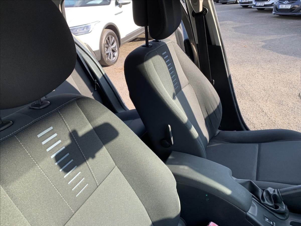 2010 Renault Megane - 25