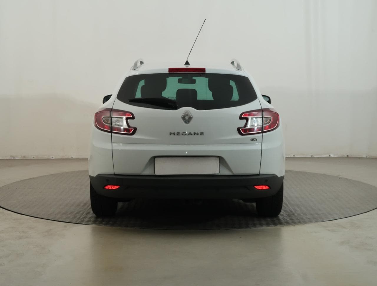 2016 Renault Megane - 11