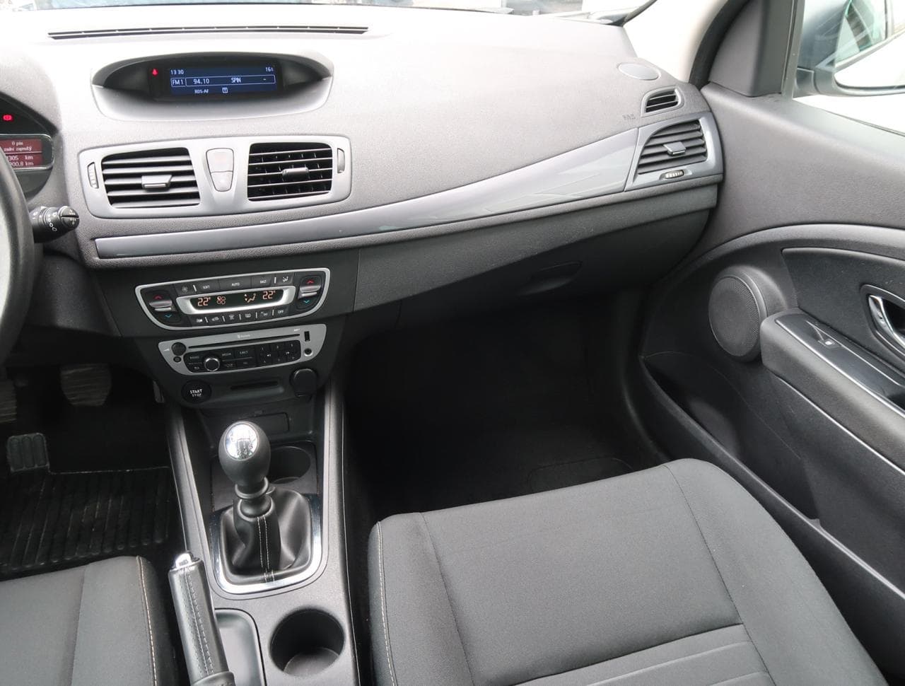 2016 Renault Megane - 21