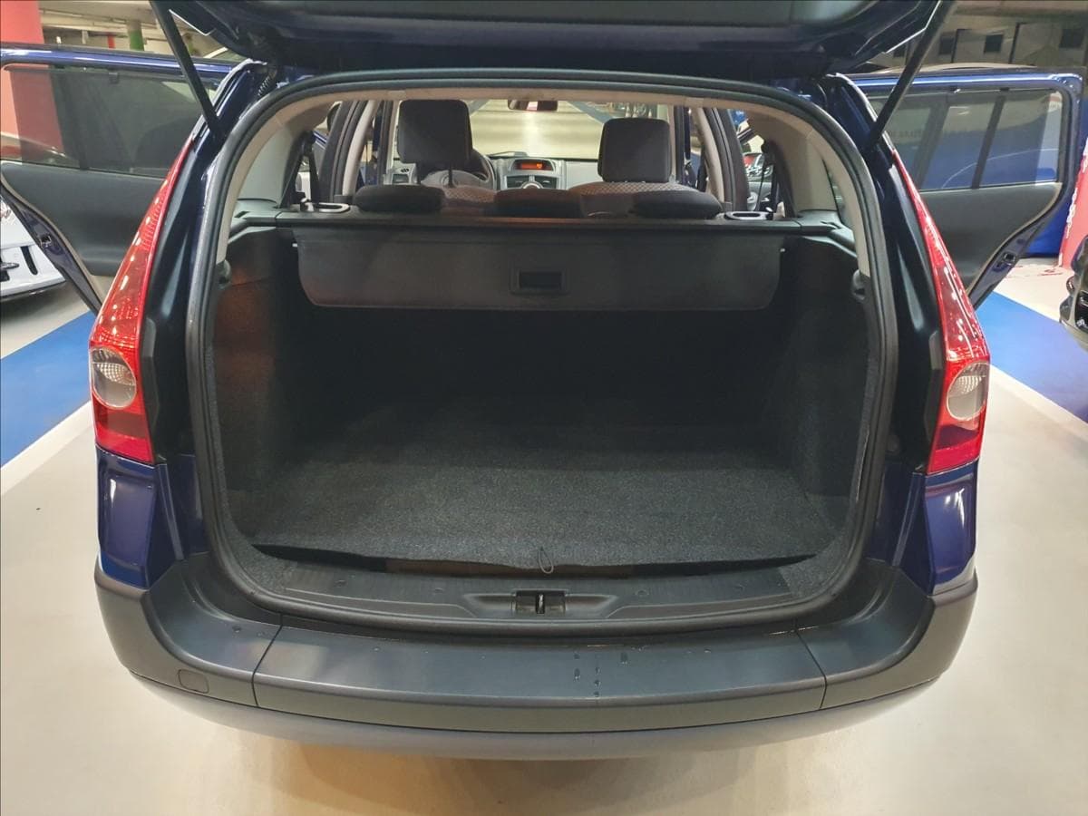 2005 Renault MEGANE - 16