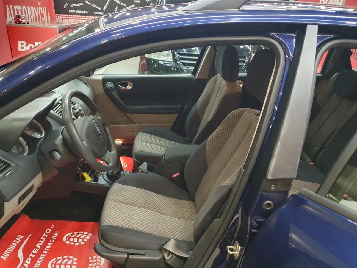 2005 Renault MEGANE - 13