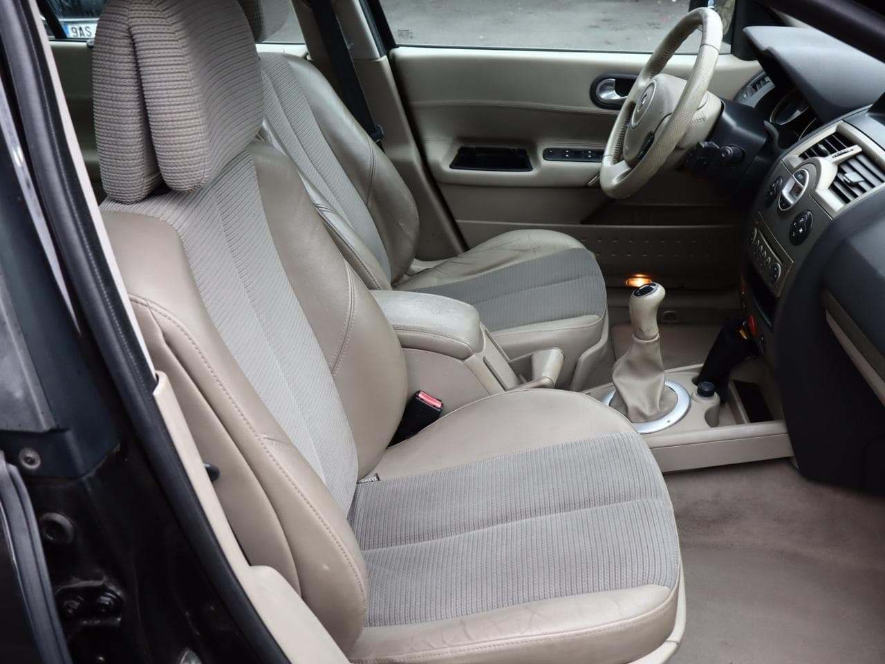2006 Renault MEGANE - 10