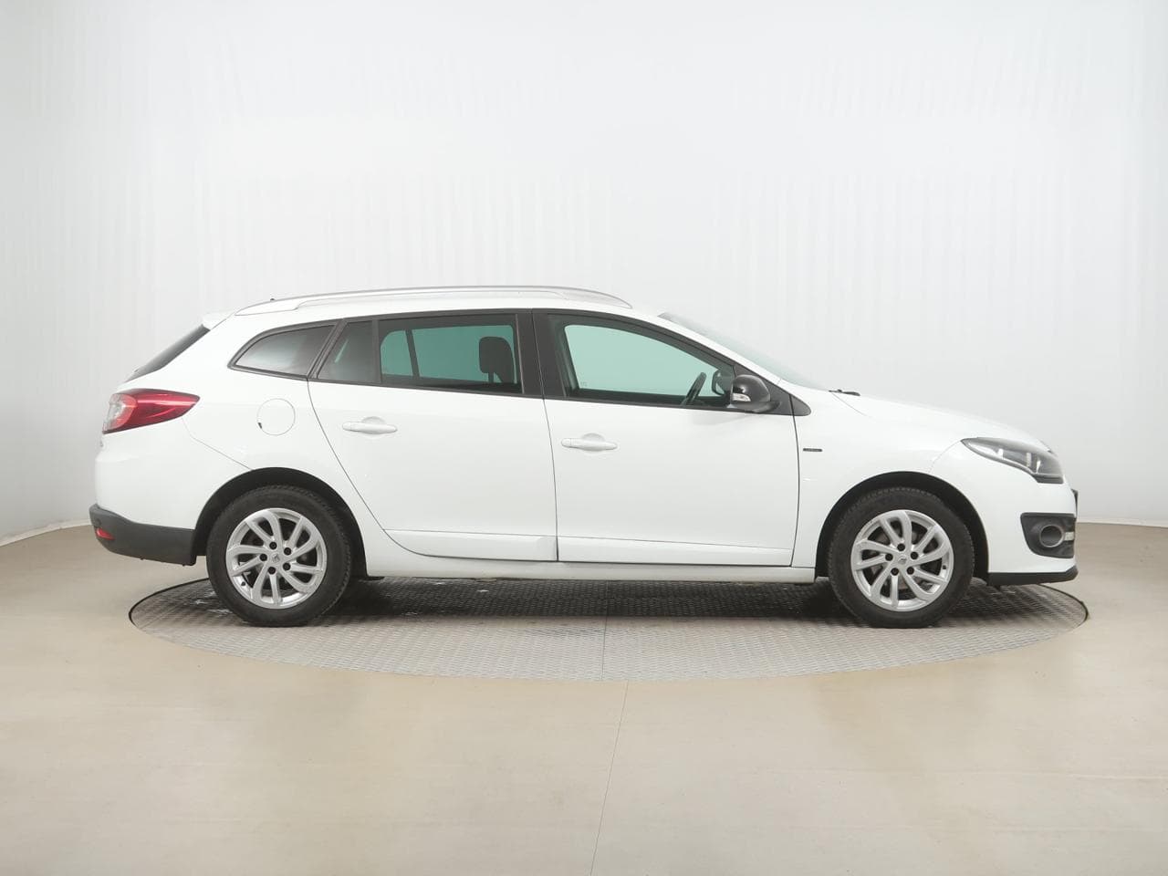 2016 Renault MEGANE - 8