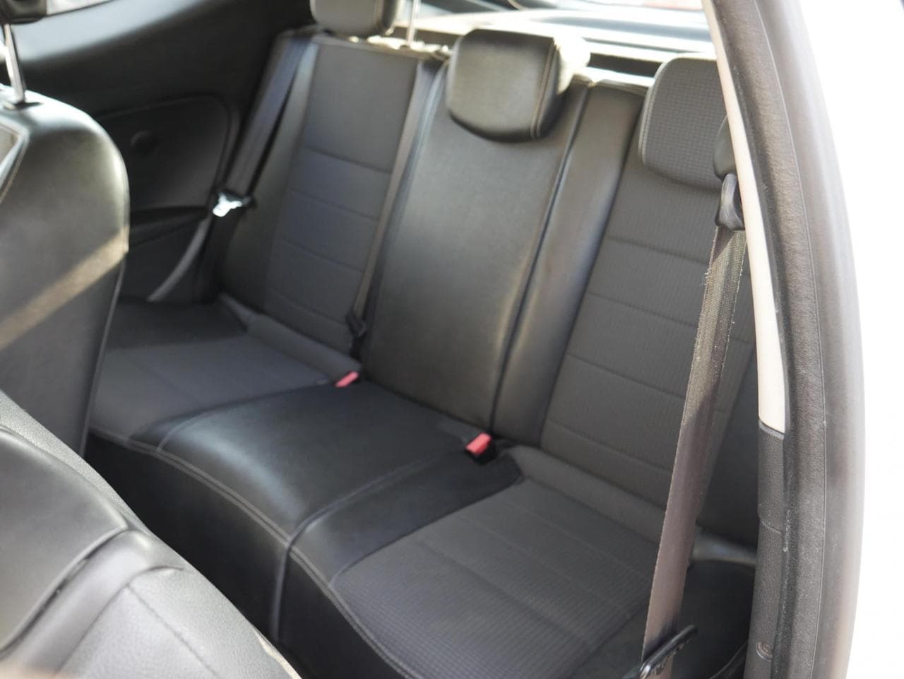 2011 Renault MEGANE - 16