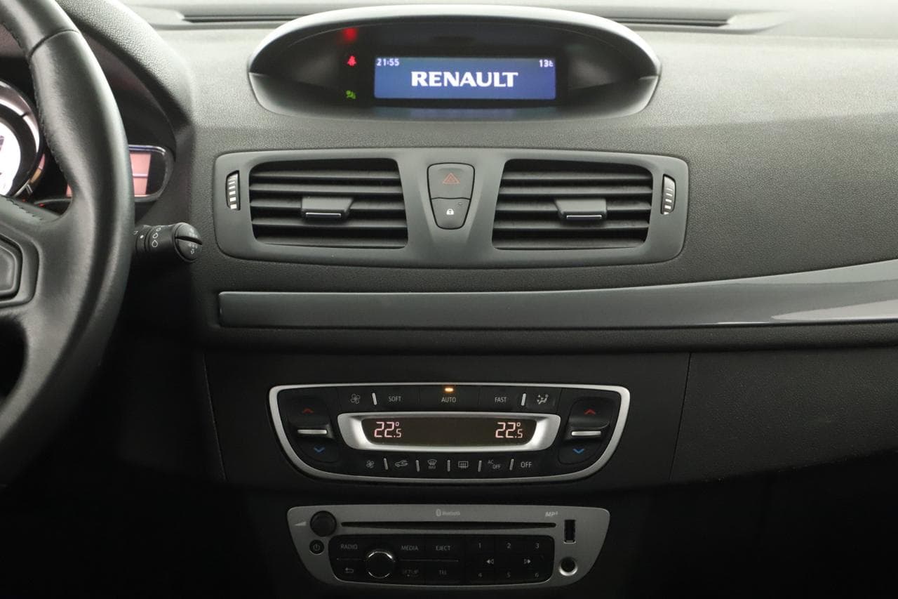 2016 Renault MEGANE - 23