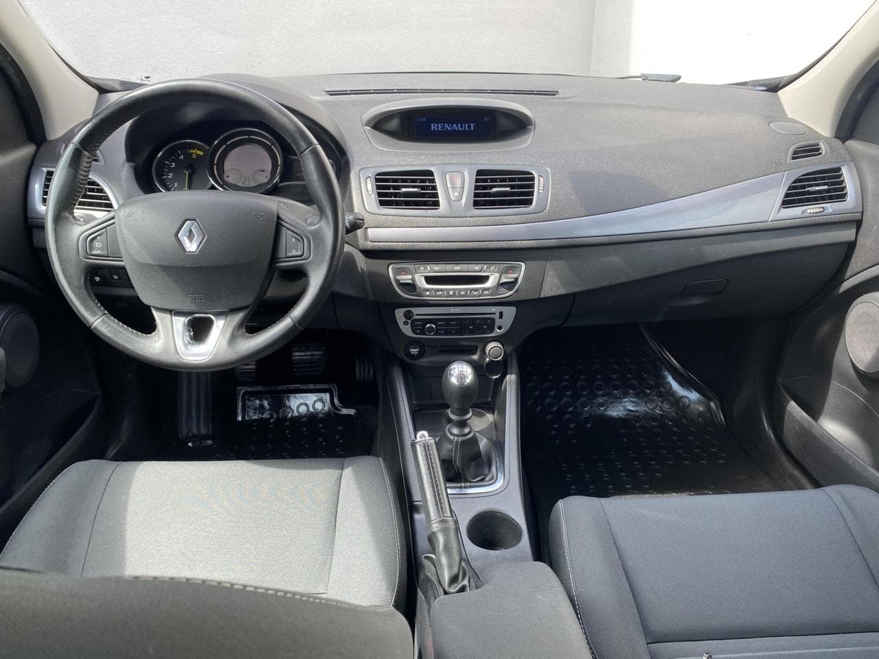 2016 Renault MEGANE - 8