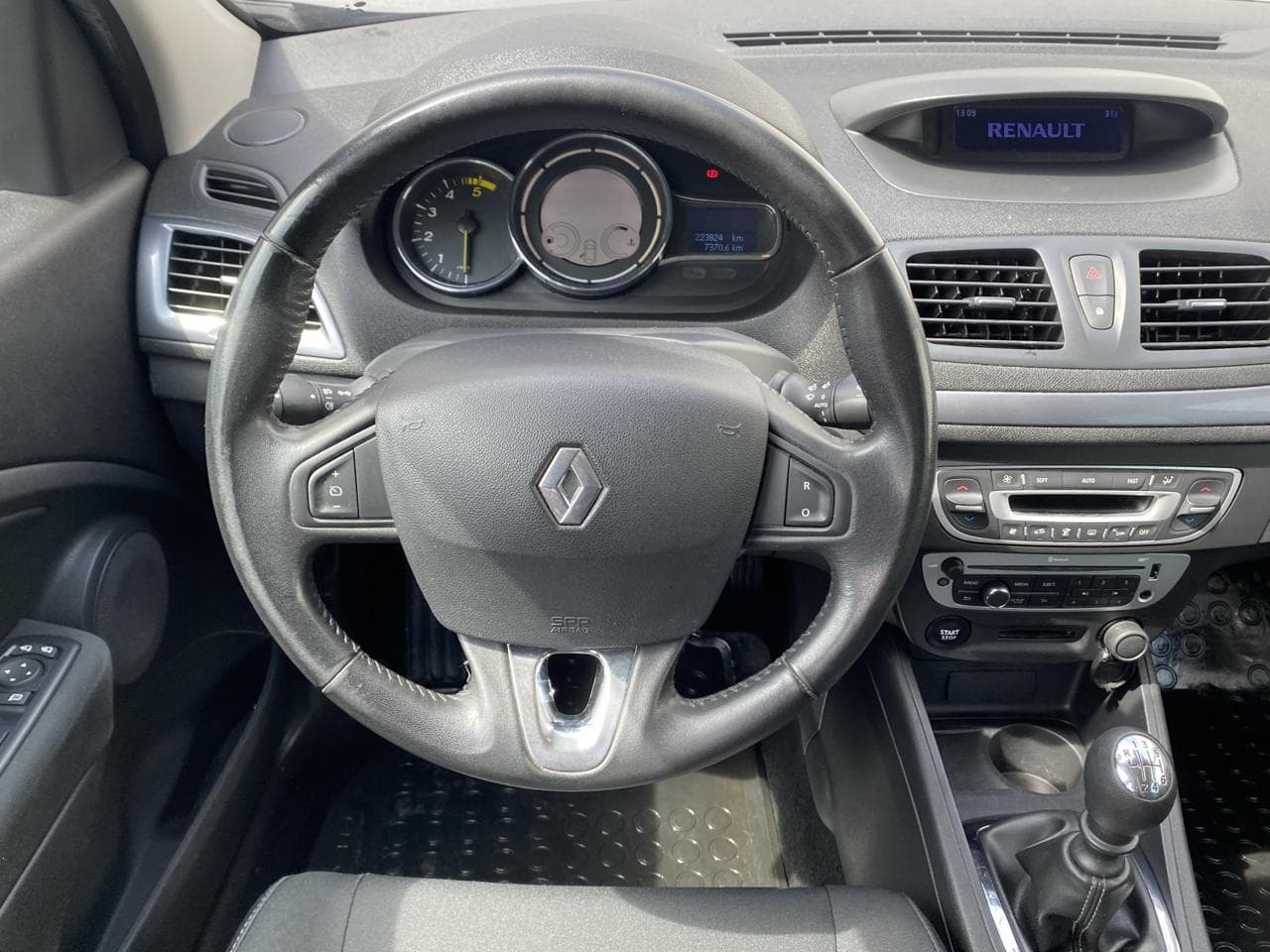 2016 Renault MEGANE - 11