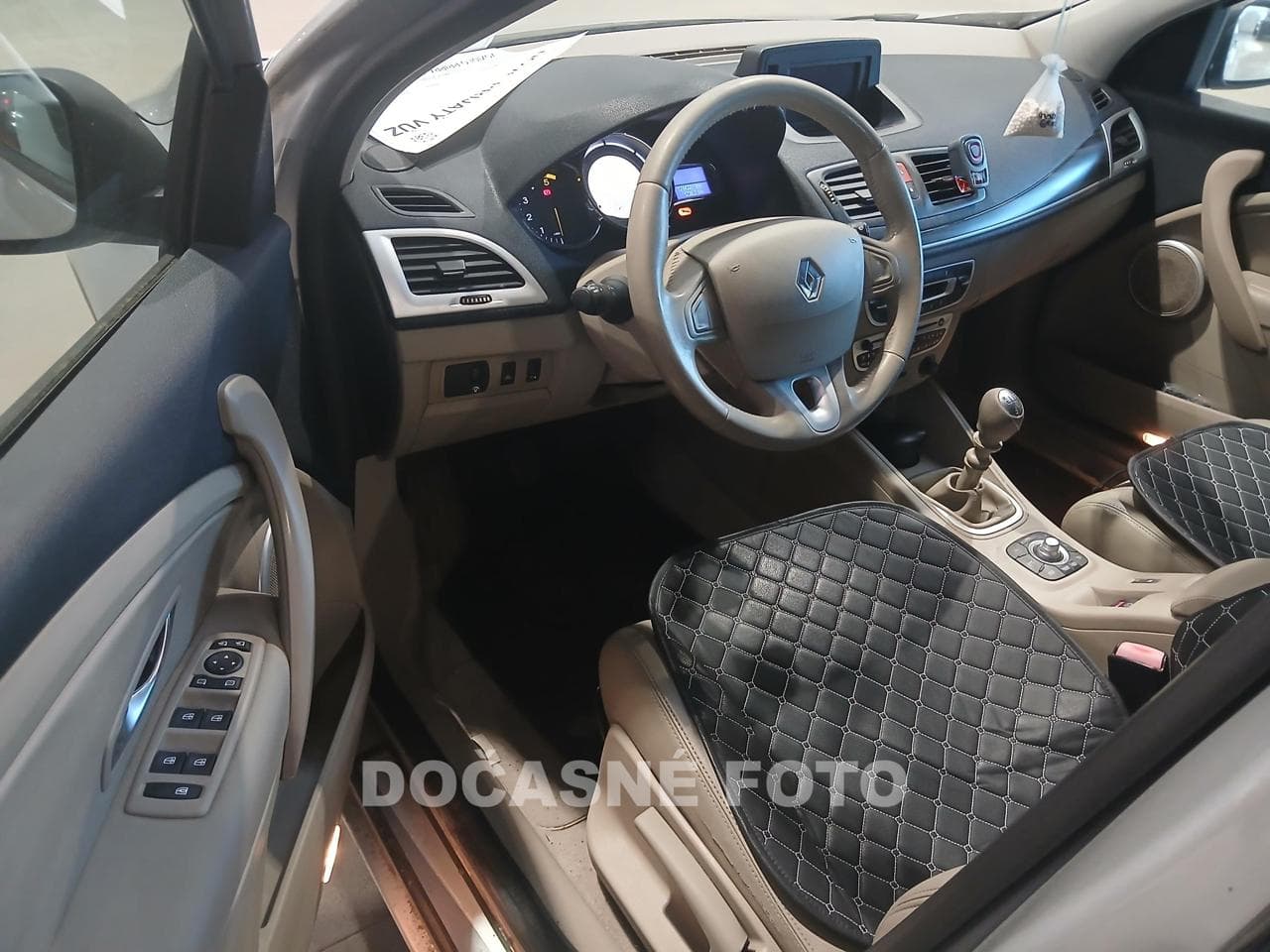 2010 Renault MEGANE - 3