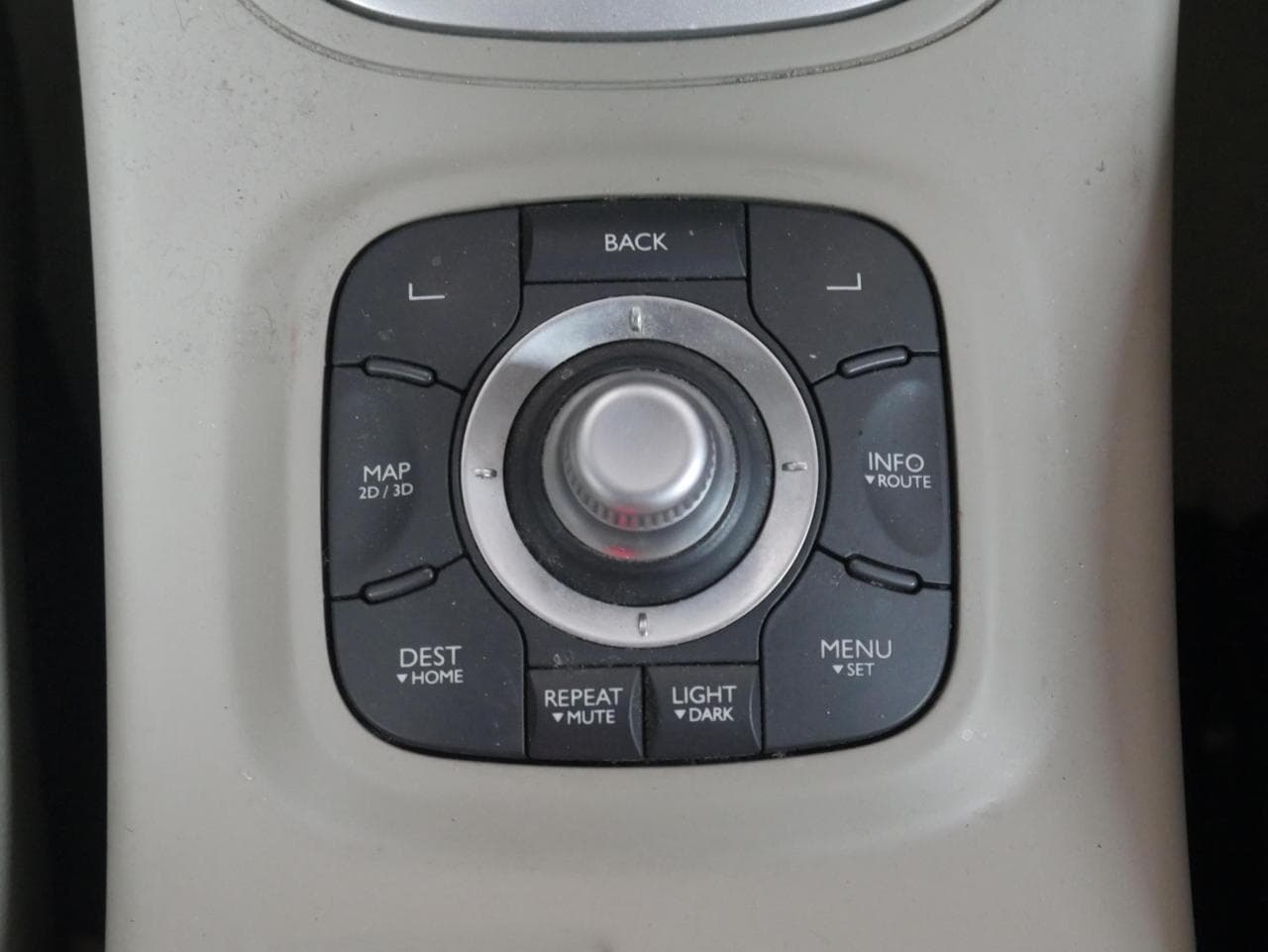 2010 Renault MEGANE - 28