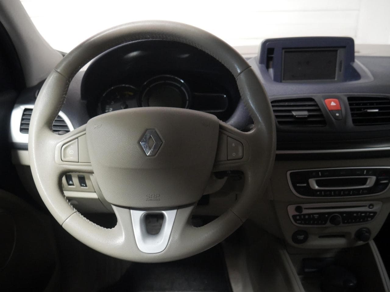 2010 Renault MEGANE - 22