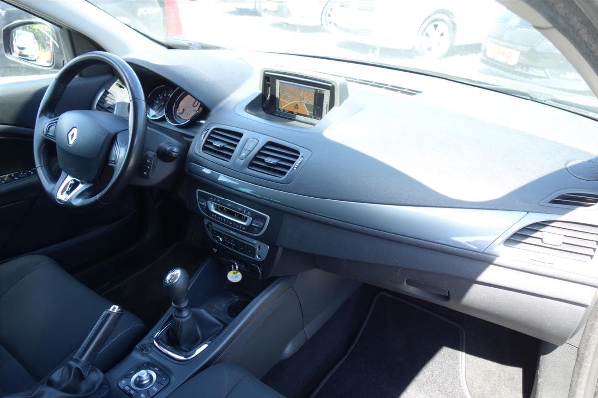 2016 Renault MEGANE - 12