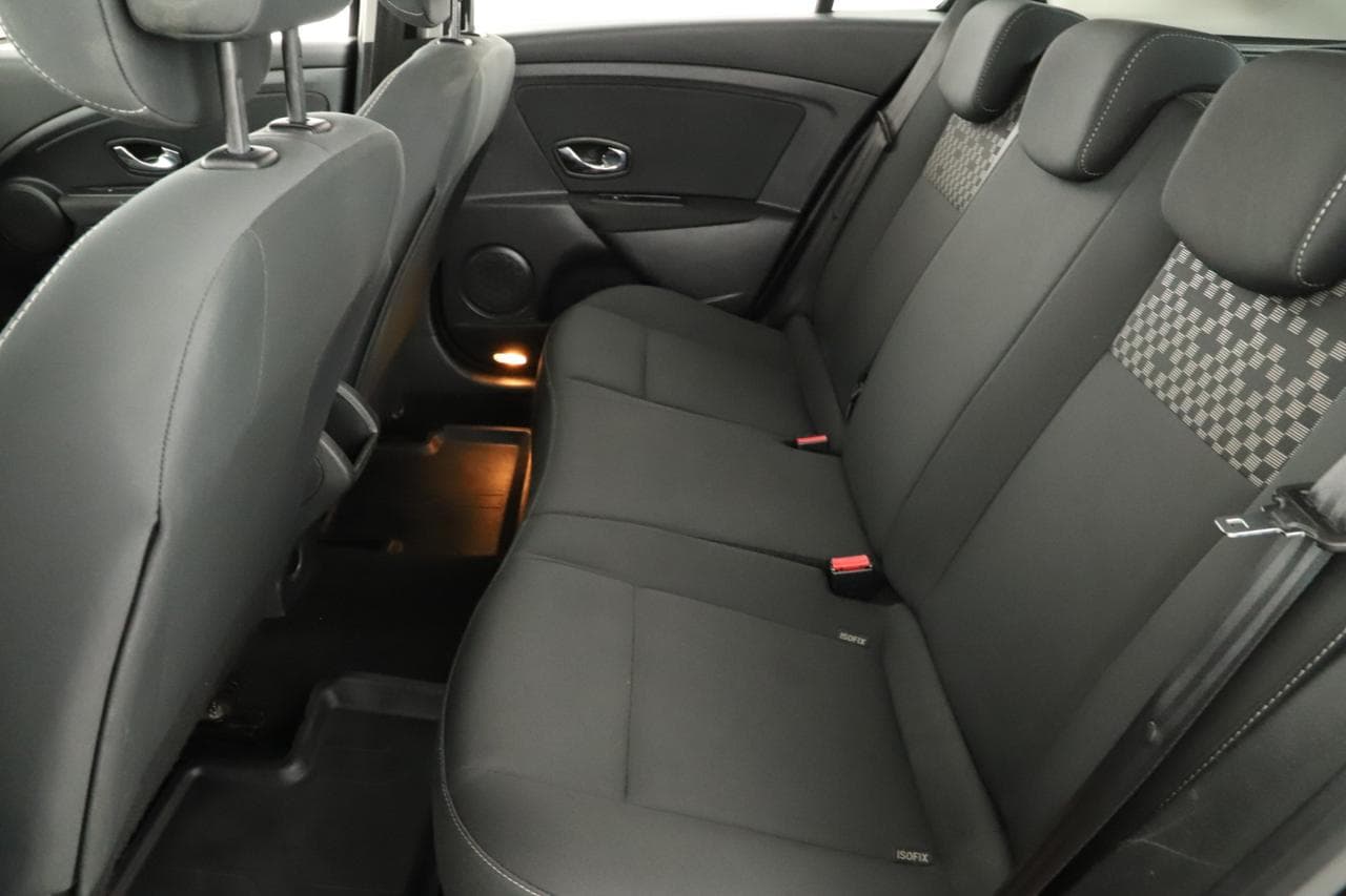 2012 Renault MEGANE - 12