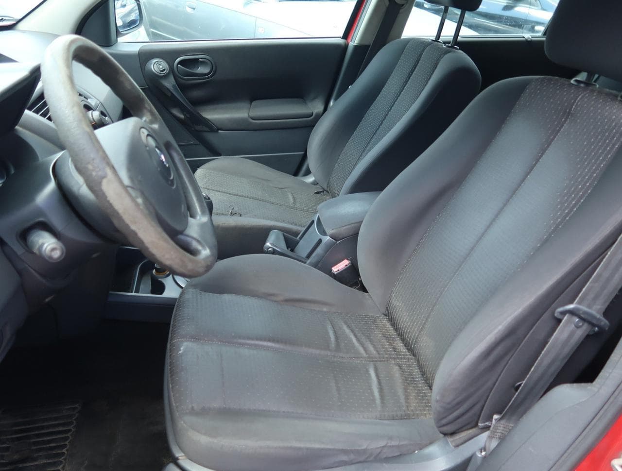 2004 Renault MEGANE - 16